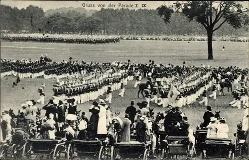 Ak Parade, Deutsche Soldaten, Kaiser-Zeit, Zuschauer, Kutsche