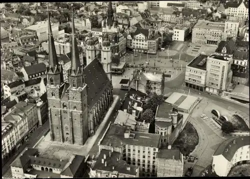 Ak Halle an der Saale, Fliegeraufnahme mit Marktkirche