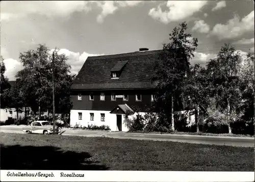 Ak Schellerhau Altenberg im Erzgebirge, Blick auf das Roselhaus, Straßenpartie