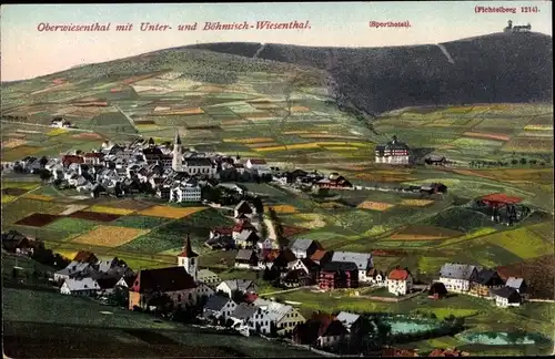 Ak Oberwiesenthal im Erzgebirge, Gesamtansicht mit Unter- und Böhmisch-Wiesenthal