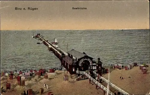 Ak Seebad Binz auf Rügen, Seebrücke, Strandkörbe