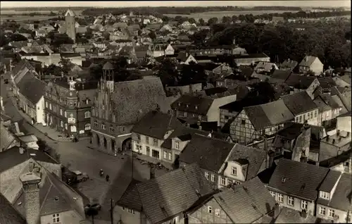 Ak Grimmen in Mecklenburg Vorpommern, Blick über die Dächer der Stadt