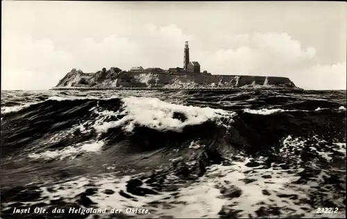 Ak Insel Oie, Gesamtansicht der Insel, Leuchtturm