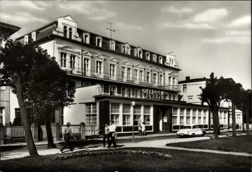Ak Ostseebad Ahlbeck Heringsdorf auf Usedom, Ostsee Hotel