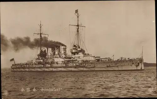 Ak Deutsches Kriegsschiff, SMS Ostfriesland, Großlinienschiff