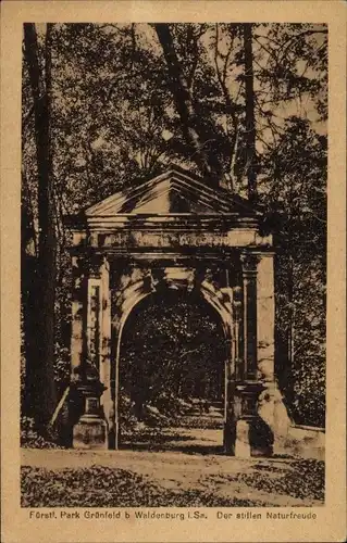 Ak Grünfeld Waldenburg in Sachsen, Fürstl. Park, Der stillen Naturfreude, Portal