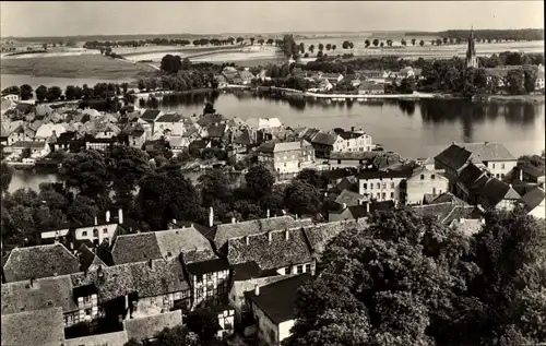 Ak Malchow in Mecklenburg, Panorama, Kirche