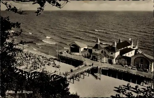 Ak Ostseebad Sellin auf Rügen, Strand, Seebrücke