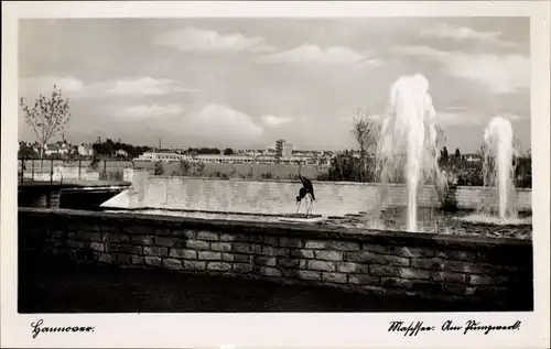 Ak Hannover in Niedersachsen, Maschsee, Am Werk, Springbrunnen