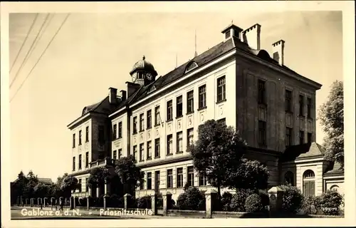 Ak Jablonec nad Nisou Gablonz an der Neiße Region Reichenberg, Priesnitzschule