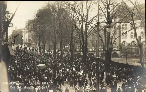 Foto Ak Wilhelmshaven in Niedersachsen, Aufziehen der Wache, Kriegsjahr 1914/15