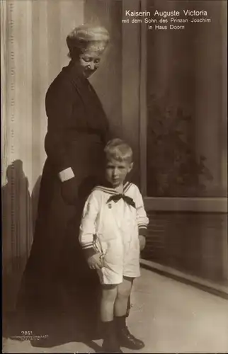 Ak Kaiserin Auguste Viktoria, Sohn Prinz Joachim von Preußen, Haus Doorn