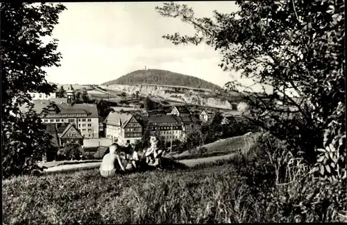 Ak Altenberg im Osterzgebirge, Panorama, Kinder auf Wiese