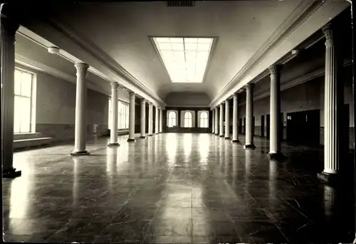 Ak Rostock, Schwimmhalle Neptun, Wandelhalle