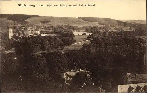 Ak Waldenburg in Sachsen, Blick vom Schlossturm auf Park Grünfeld