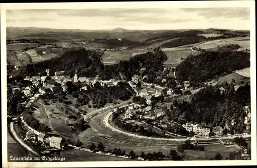 Ak Lauenstein Altenberg im Erzgebirge, Fliegeraufnahme der Ortschaft, Klinke und Co. Nr. 11520