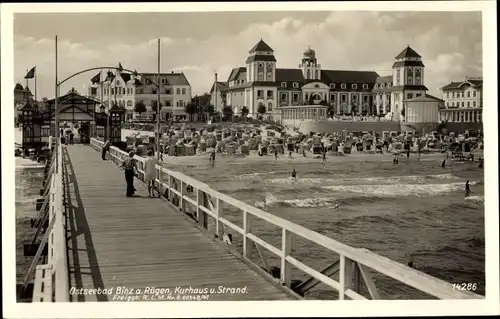 Ak Seebad Binz auf Rügen, Seebrücke, Kurhaus, Strand