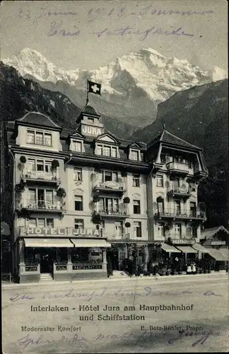 Ak Interlaken Kanton Bern Schweiz, Hotel Jura am Hauptbahnhof und Schiffstation