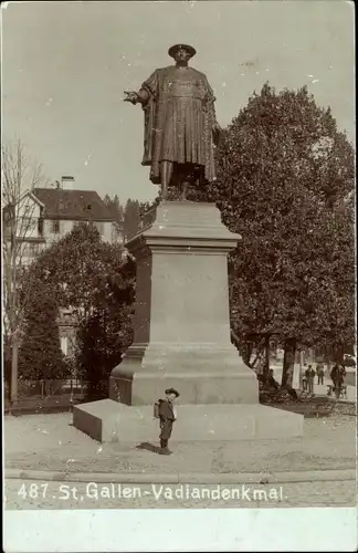 Ak Sankt Gallen Stadt Schweiz, Vadian Denkmal