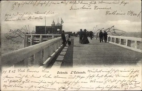 Ak Ostende Westflandern, L'Estacade, Spaziergänger