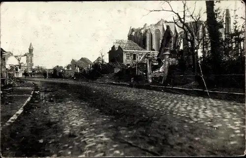 Foto Ak Zonnebeke Zonnebeeke Zonnebecke Westflandern, Ruine der Kirche, Kriegszerstörung I. WK