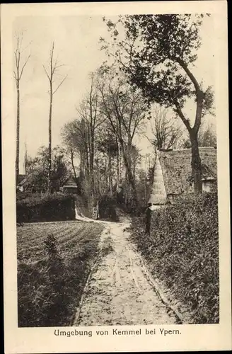 Ak Kemmel Heuvelland Westflandern, Umgebung, Dorfstraße