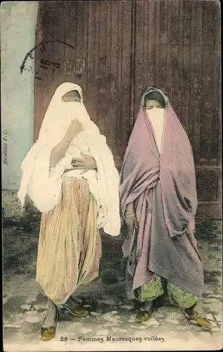 Ak Femmes Mauresques voilees, Maghreb