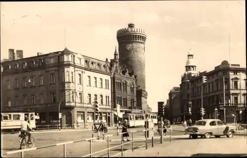 Ak Cottbus in der Niederlausitz, Ernst Thälmann Platz, Straßenbahnen