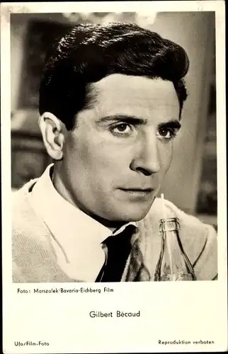 Ak Schauspieler und Musiker Gilbert Bécaud, Portrait, Casino de Paris