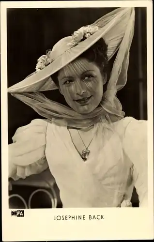 Ak Schauspielerin Josephine Back, Hut mit Blume und Schleier