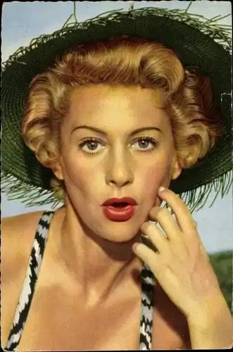 Ak Schauspielerin Martine Carol, Portrait, Strohhut
