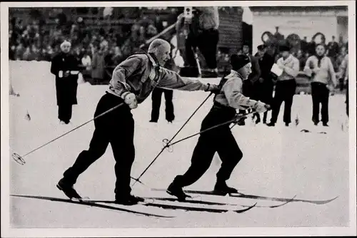 Sammelbild Olympia 1936, Finnische Skistaffel, Nurmela, Karppinen