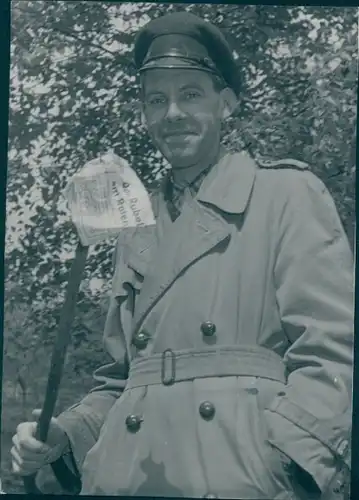 Foto Berlin West 1954, Straßenreiniger