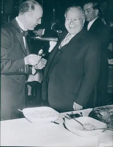 Foto Berlin West 1954, Senator Heinrich Kreil