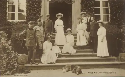 Ak Familie von Viktoria Adelheid von Sachsen Coburg Gotha, Haus Holstein Glücksburg