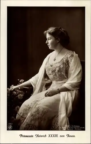 Ak Prinzessin Heinrich XXXIII von Reuß jüngere Linie, Portrait