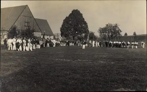 Foto Ak Müdisdorf Lichtenberg Erzgebirge, Auf dem Festplatz