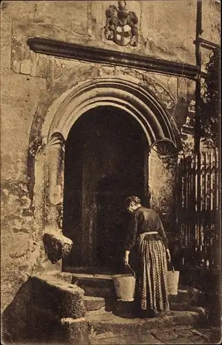 Ak Meißen in Sachsen, Burglehntor, Wasserträgerin