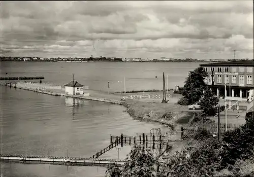 Ak Altefähr auf Rügen, Blick zum Hotel Putbus