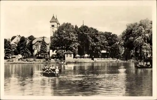 Ak Bad Klosterlausnitz in Thüringen, Am Schwanenteich, Boot