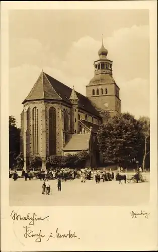 Ak Malchin in Mecklenburg, Kirche, Markt