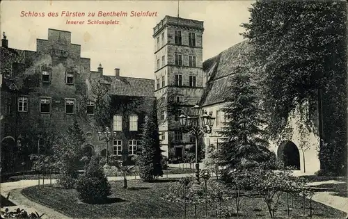Ak Bentheim Steinfurt, Schloß des Fürsten, Schloßplatz