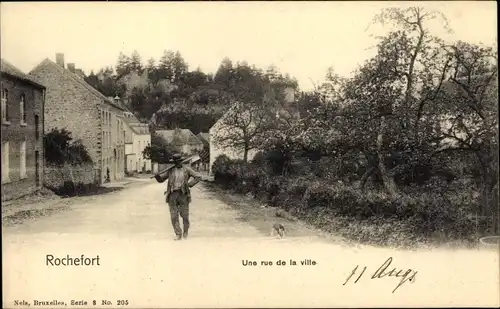 Ak Rochefort Wallonien Namur, Une rue de la ville