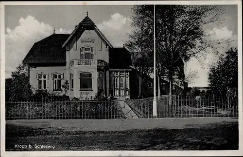 Ak Kropp in Schleswig, Blick auf eine Villa