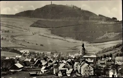 Ak Altenberg im Erzgebirge, Teilansicht mit Kirche, Geisingberg