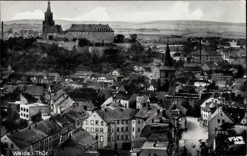 Ak Weida in Thüringen, Panorama vom Ort, Schloss Osterburg