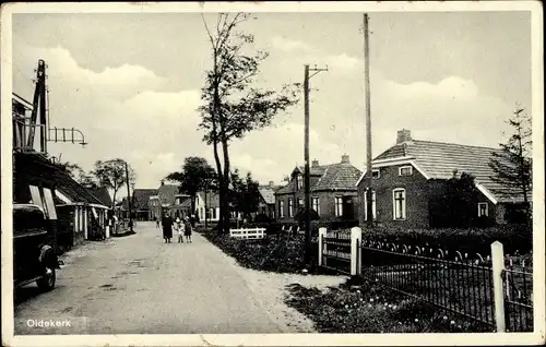 Ak Oldekerk Groningen Niederlande, Straße, Häuser, Passanten