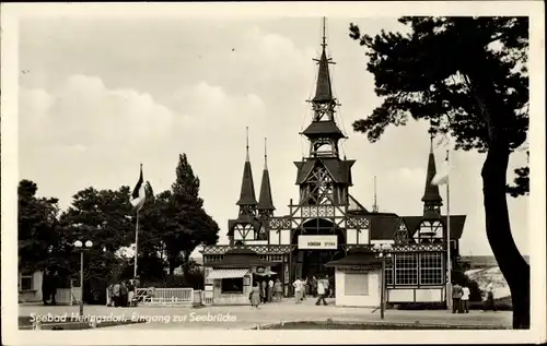 Ak Ostseebad Heringsdorf auf Usedom, Eingang zur Seebrücke