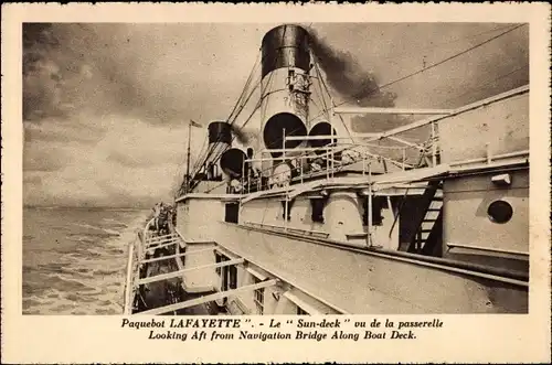Ak Paquebot Lafayette, CGT French Line, Sun Deck vu de la Passerelle