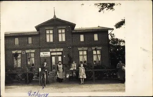 Foto Ak Osterhof Oesterdeichstrich in Dithmarschen, Gärtnerei Helmeke, Familie, Ludwig